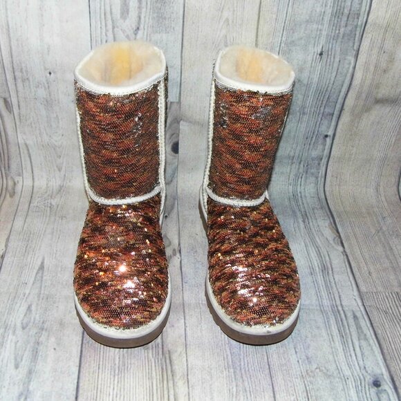 UGG Classic Short Sparkle Reversible Sequin Silver/Champagne Boots Womens Size 8 - Picture 4 of 8